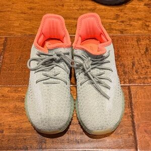 Yeezy Kids Sneakers in Gray and Coral